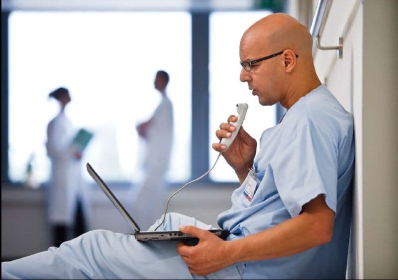 Illustration Au CHU de Nantes, un projet de reconnaissance vocale inédit en Europe