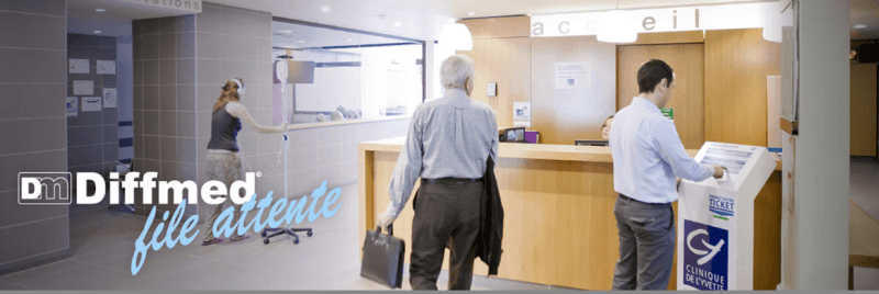 Illustration L’accueil des patients avec un QR code sur une borne numérique est un moyen de prise en charge anticipé et prometteur d’une organisation encore plus efficiente