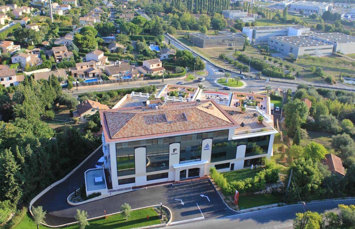 Illustration Futura Smart Design, pleinement adapté pour le mode SaaS