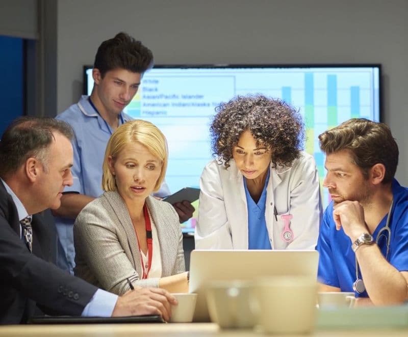 Illustration Quand la reconnaissance vocale sert les ambitions numériques des directions hospitalières